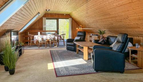 Three-Bedroom Vacation Home 