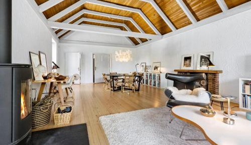 Three-Bedroom Vacation Home 
