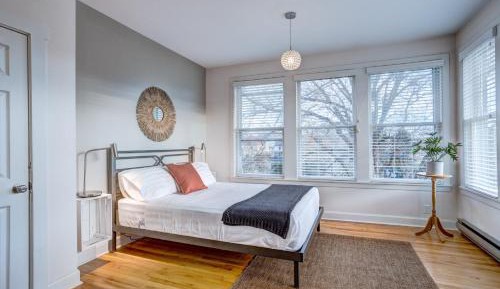 Studio with Garden View