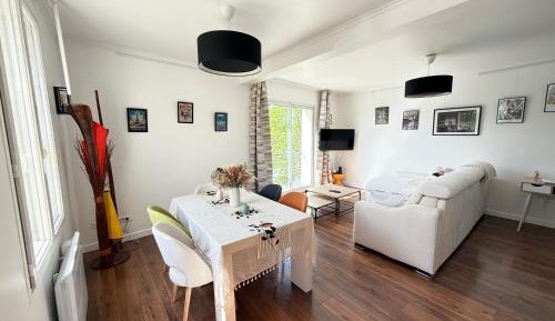 One-Bedroom Apartment - Non-Smoking