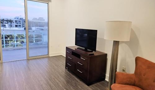 Two-Bedroom Deluxe Apartment