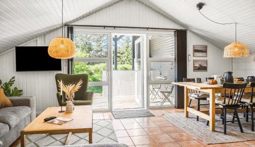 Three-Bedroom Vacation Home 