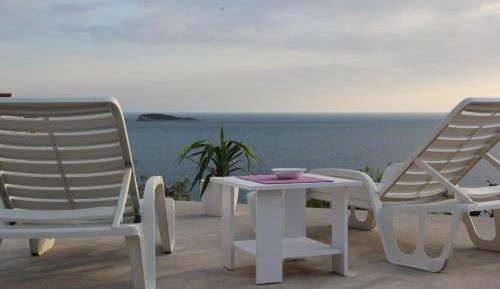 Two-Bedroom Apartment with Terrace