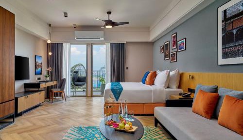 Deluxe Premier Suite