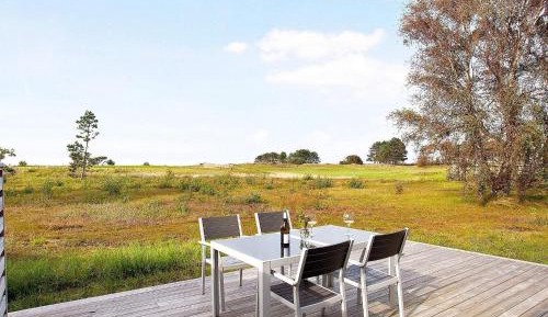 Two-Bedroom Holiday Home
