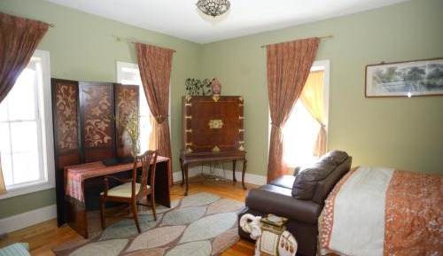 Queen Room - Disability Access