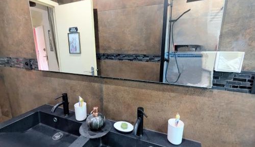 Double Room with Private External Bathroom