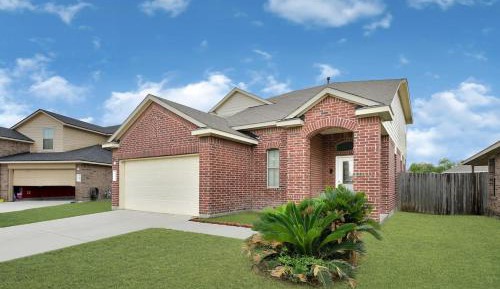 Three-Bedroom Vacation Home 