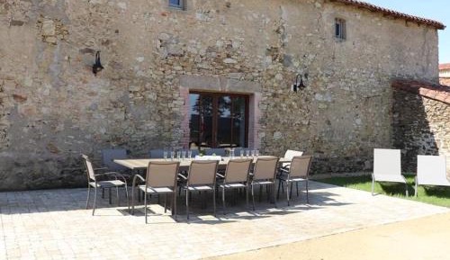 Holiday Home (10 Adults)