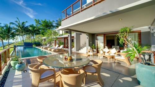 Villa with Sea View