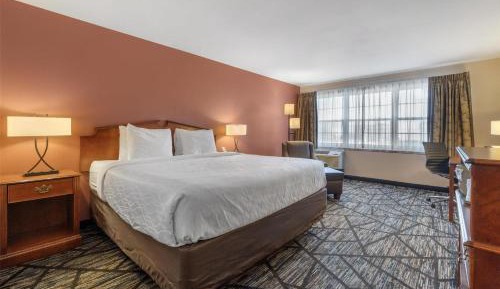 King Room - Non-Smoking