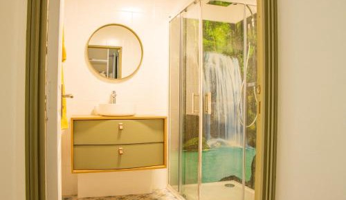 Double Room with Private Bathroom