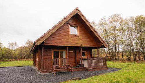 Apartment with Mountain View