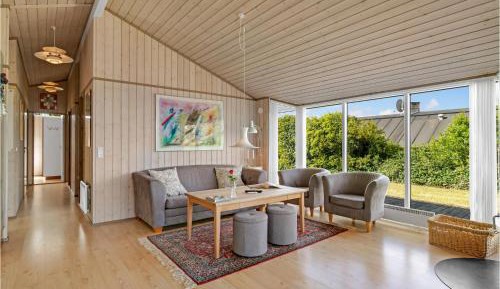 Four-Bedroom Vacation Home