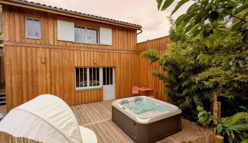 One-Bedroom Villa