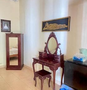 Standard Twin Room with Garden View