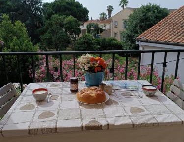 One-Bedroom Apartment - Non-Smoking