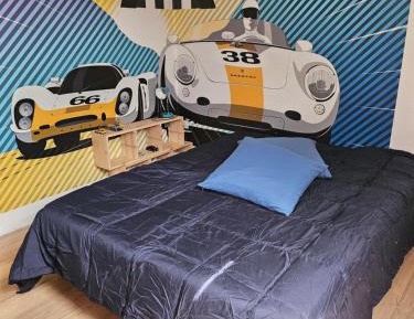 Double Room with Shared Bathroom