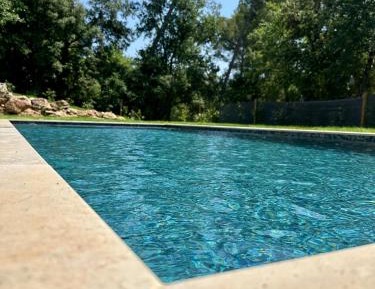 Apartment with Garden View