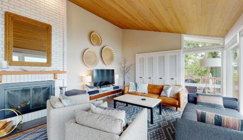 Three-Bedroom Vacation Home 