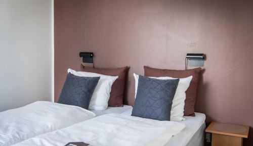 Two-Bedroom Apartment with Street View