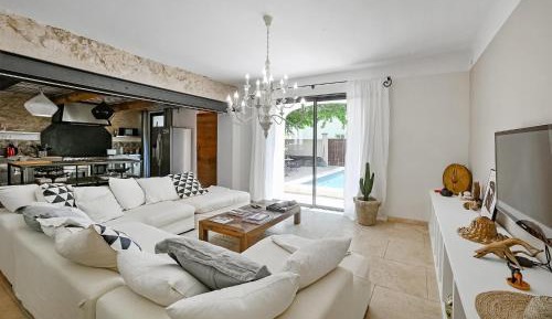 Three-Bedroom Vacation Home 