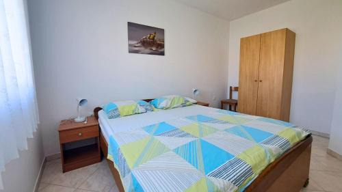 One-Bedroom Apartment with Terrace