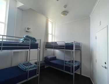 Single Bed in Female Dormitory Room with Shared Bathroom (4 Adults) 