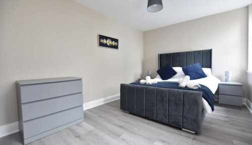 Three-Bedroom Apartment with Sea View