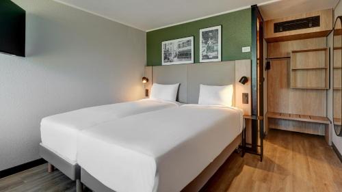 Standard Room - 2 Single Beds