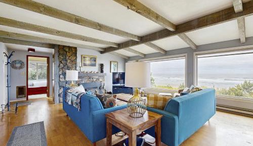 Four bedroom holiday home 