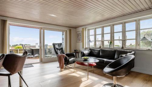 Three-Bedroom Vacation Home 