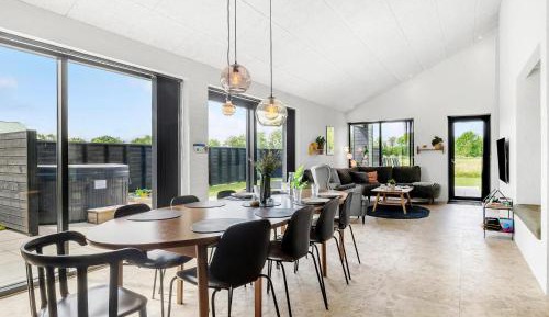 Four-Bedroom Vacation Home