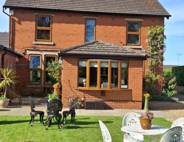 King Room with Garden View