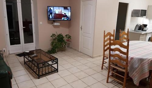 Apartment (5 Adults)