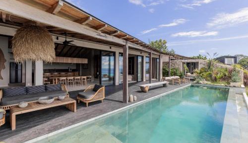 Villa Alice Three Bedroom Ocean View Villa