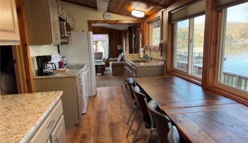 Three-Bedroom Lodge