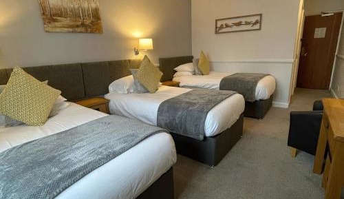 Triple Room with Private Bathroom