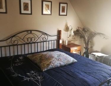 Double Room with Shared Bathroom