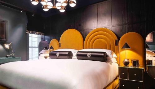 Two-Bedroom Deluxe Apartment