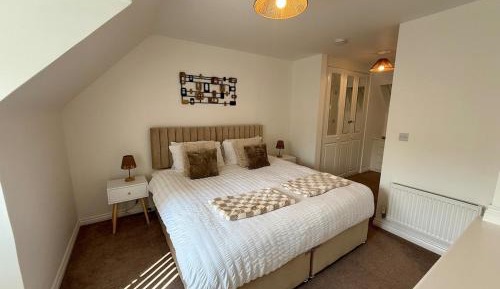 Three-Bedroom Townhouse