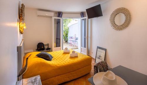 Economy Double Room with Terrace