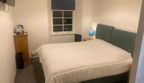 Double or Twin Room with Private Bathroom