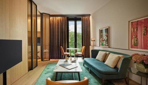 Superior Suite with Garden View