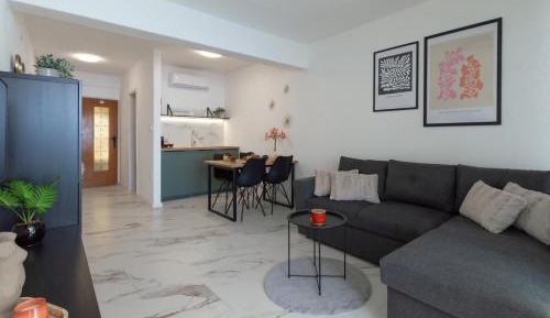 Apartment with Sea View
