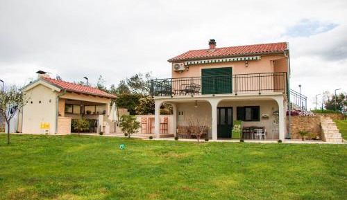 Two-Bedroom Apartment with Garden View