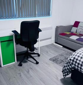 Deluxe Double Room with Shower