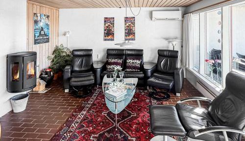 Two-Bedroom Holiday Home