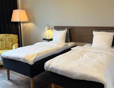 Grand Wing Standard Twin