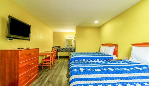 2 Queen Beds Non-Smoking
